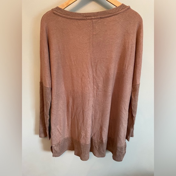 Pink Rose Super Soft V-neck Sweater with Ribbed Accents - Picture 2 of 6